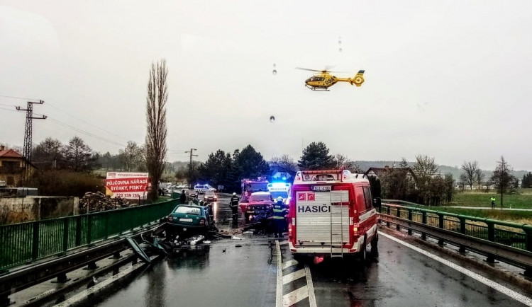 279036213_553694359512387_5830674054829714959_n