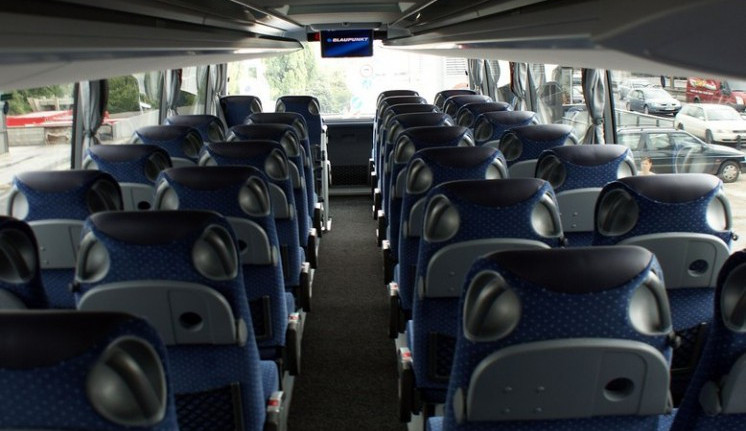 V jižních Čechách nevyjedou kvůli úsporám některé letní autobusové linky