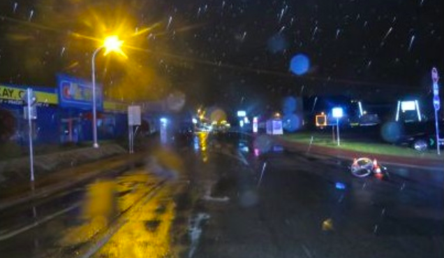 Řidič narazil do cyklisty a ujel. Pátrá po něm policie