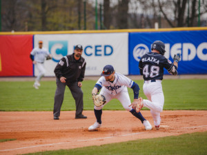 Sokol Hluboká sérii s Tempem Praha prohrál, drží ale postupovou příčku do TOP 6