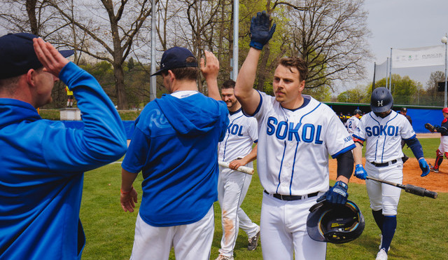 Sokol Hluboká sérii s Tempem Praha prohrál, drží ale postupovou příčku do TOP 6