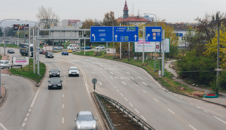 Strakonickou čekají poslední čtyři fáze oprav