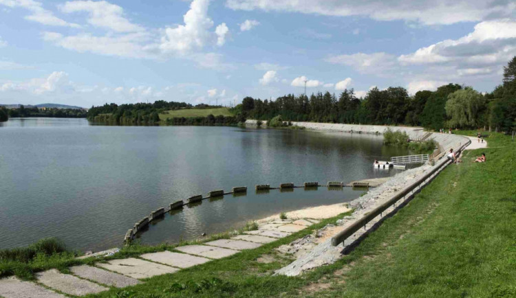 Tábor vybuduje stanici, která bude srážet fosfor v Jordánu