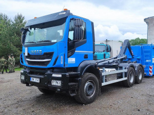 Nakladač s kontejnerem