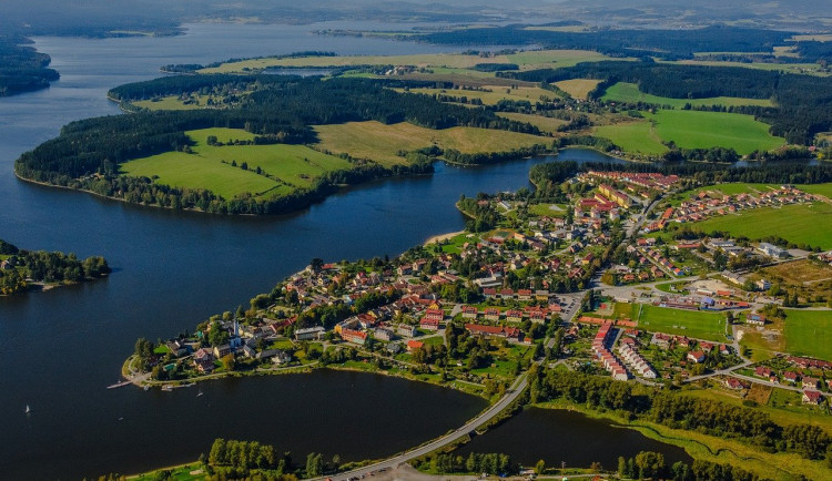 Nejlepší podmínky pro koupání nabízí Vodní nádrž Lipno, zjistili hygienici