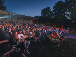 Háječek nabídne žhavé zahájení s Hříšňákem a Pánským klubem
