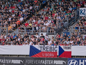 Zápas sledovalo přes pět a půl tisíce diváků.