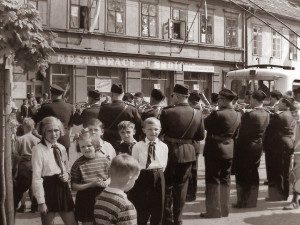 DRBNA HISTORIČKA: U Srdíčka bylo první rychlé občerstvení v Budějcích. Prodávala se cmunda