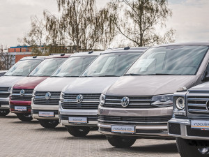 CB Auto nabízí nízké ceny a okamžité dodání vozů. Tradiční firma disponuje širokým portfoliem značek