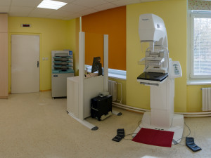 Špičková péče je zejména o lidech, říká mladý lékař písecké nemocnice