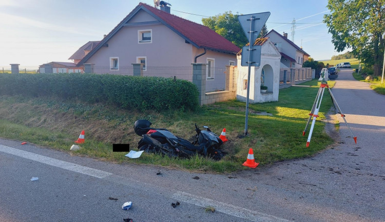 Na jihu Čech zemřel další motorkář. Policie hledá svědky nehody