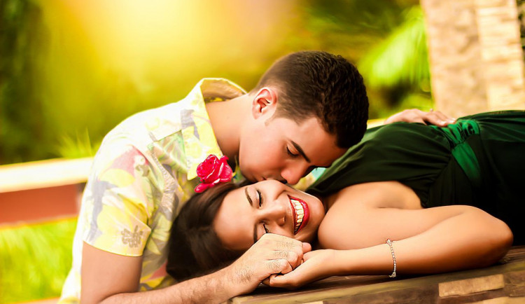 couple-gf124f4077_1280