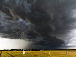 Bouřky zasáhnou jižní Čechy, varují meteorologové. Před cestou se informujte, vzkázala Správa železnic