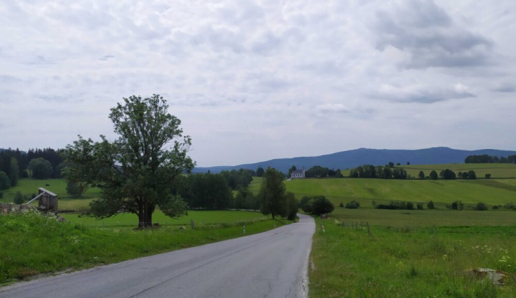 Na silnici I/39 u lipenského jezera čeká řidiče dopravní omezení