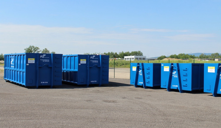 Budějce a Planá mají nový sběrný dvůr. Lidé ho najdou u letiště