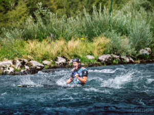 Ani sebelepší vodák vodu nepřepere. Na nebezpečném místě si s ním vždycky udělá, co chce