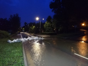 Krumlov zasáhla v noci blesková povodeň, vylila se řeka Polečnice