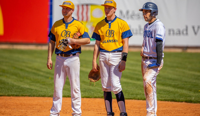 Po reprezentační přestávce pokračuje nadstavba o Extraligu. Sokol Hluboká přivítá pod umělým osvětlením Olympii Blansko