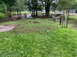 Dětské hřiště je mimo provoz.