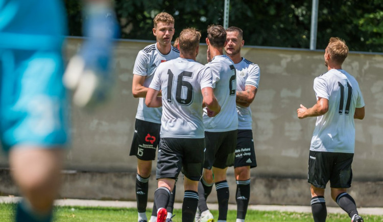 Premiérovou trefou rozhodl celý zápas. Čoudkovi se doma na Hluboké daří