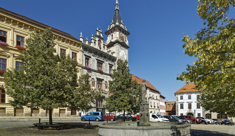 Z Prachatic odchází řada mladých lidí, staví domy v okolních vesnicích