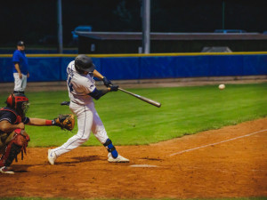 Sokol Hluboká porazil ve víkendové sérii Blesk Jablonec a s deseti body vede Nadstavbu o baseballovou Extraligu