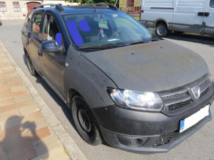 V Borovanech se srazilo auto s ženou. Policie hledá svědky nehody