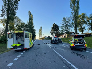 Tragická nehoda uzavřela silnici mezi Vimperkem a Prachaticemi