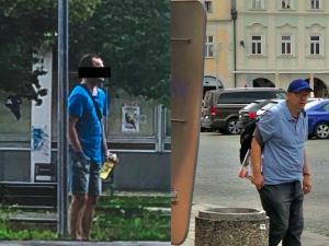 Dva muži onanovali ve městě před ženami. Hledá je policie