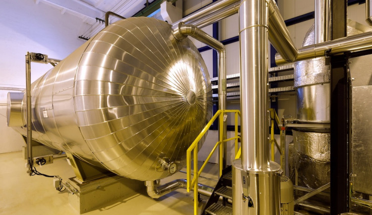 Historický milník pro teplárnu. Letos se obejde bez celkové letní odstávky