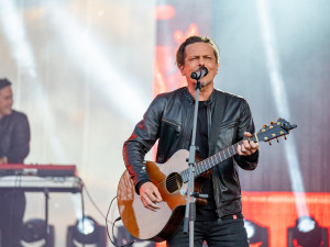 Hudební festival Hrady CZ rozezní Rožmberk nad Vltavou s kapelami Rybičky 48, Chinaski či Divokej Bill