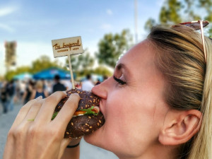 Burger Street Festival veze do Budějc více než tunu hovězího