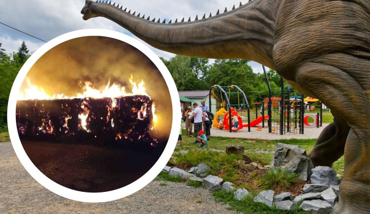 Ve Vyškově vzplanul autobus, lidi nemůžou do zoo ani k dinosaurům