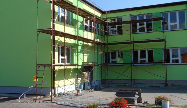České Budějovice investují v létě do oprav škol desítky milionů korun