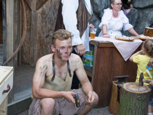 Zoo Hluboká zve návštěvníky za zvířátky, ale také do pohádky