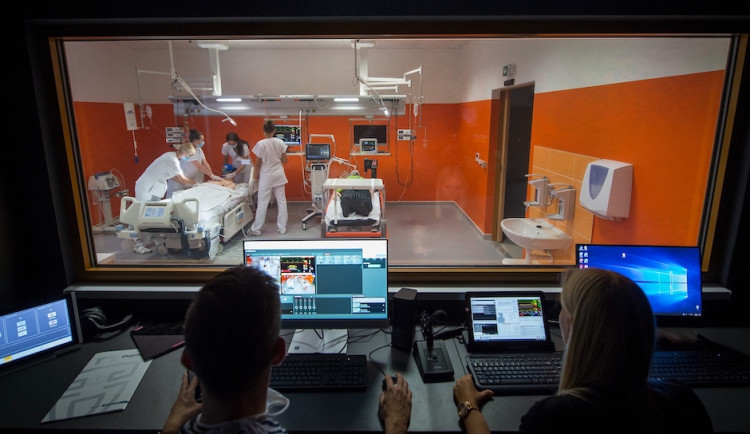 Do simulačního centra ZSF JU zamíří pedagogové z Evropy a Turecka