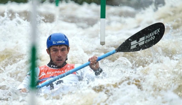 Kajakář Prskavec získal čtvrtý domácí titul ve vodním slalomu