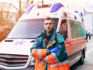 Chcete životní změnu? VOŠZ Bílá vločka otevírá dveře k nejprestižnějším povoláním dneška