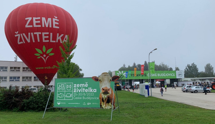 V Českých Budějovicích začala Země živitelka.