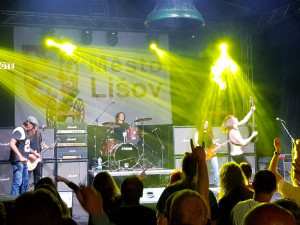 V Lišově zkřížili zbraně