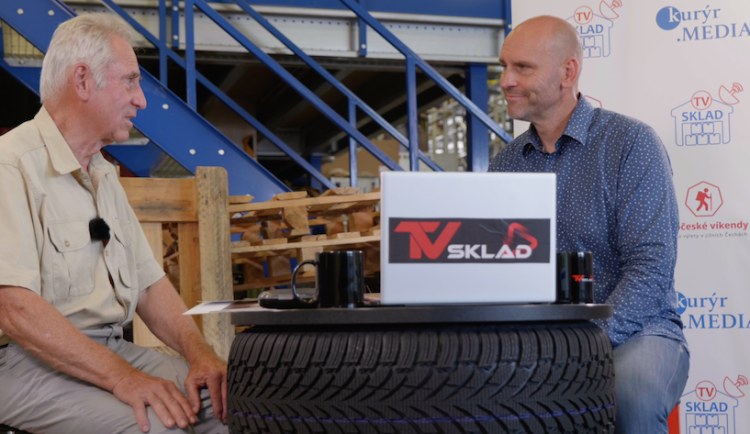 Natáčí pořady o našem kraji, představuje zajímavé Jihočechy. Je to můj přínos regionu, vysvětluje Dalibor Uhlíř