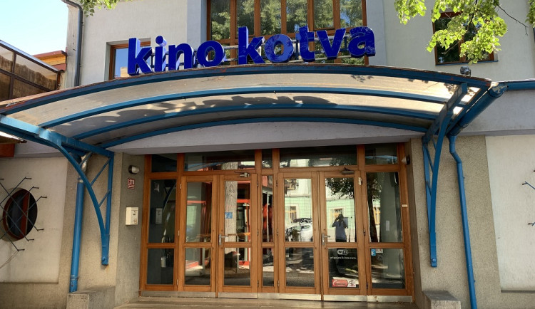 Nový provozovatel otevře Biograf Kotva. Program má být pro všechny