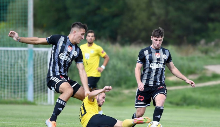 Rezerva Dynama vyhrála v Praze.