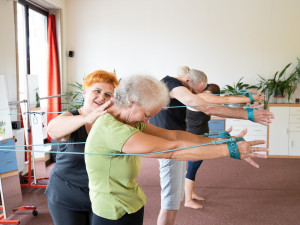 Bolí vás záda? Příčiny můžou být různé, ale nabízí se překvapivě jednoduché řešení