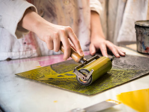 Střední uměleckoprůmyslová škola Bechyně nabízí tradiční řemeslo a kreativitu