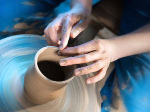 Střední uměleckoprůmyslová škola Bechyně nabízí tradiční řemeslo a kreativitu