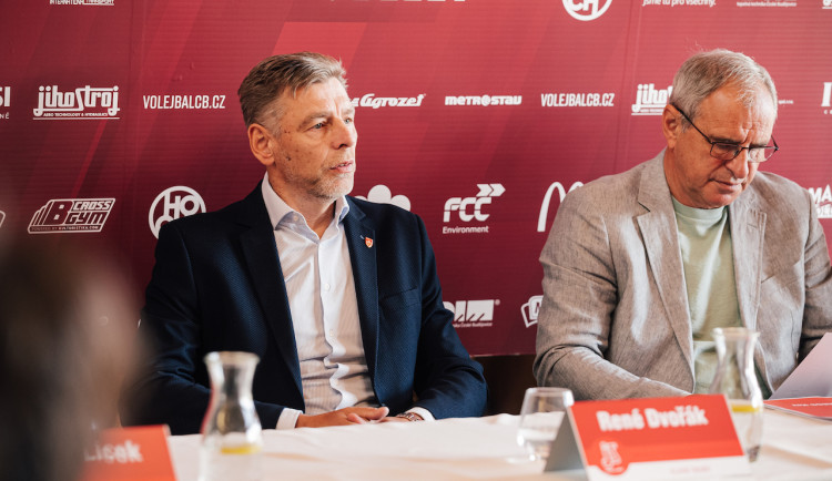Trenér René Dvořák a prezident klubu Jan Diviš.