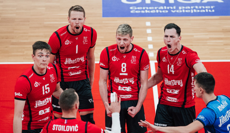 dan.kubat14@gmail.com +420774407608