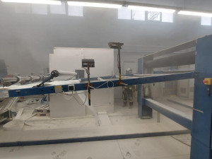 V Táboře hořela drtička plastů. Hasiči evakuovali sedm lidí a škoda je pět milionů