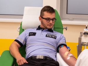 Policejní nováčci darovali krev